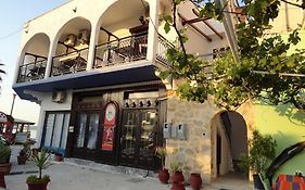Captain's Beach Boutique Apartments